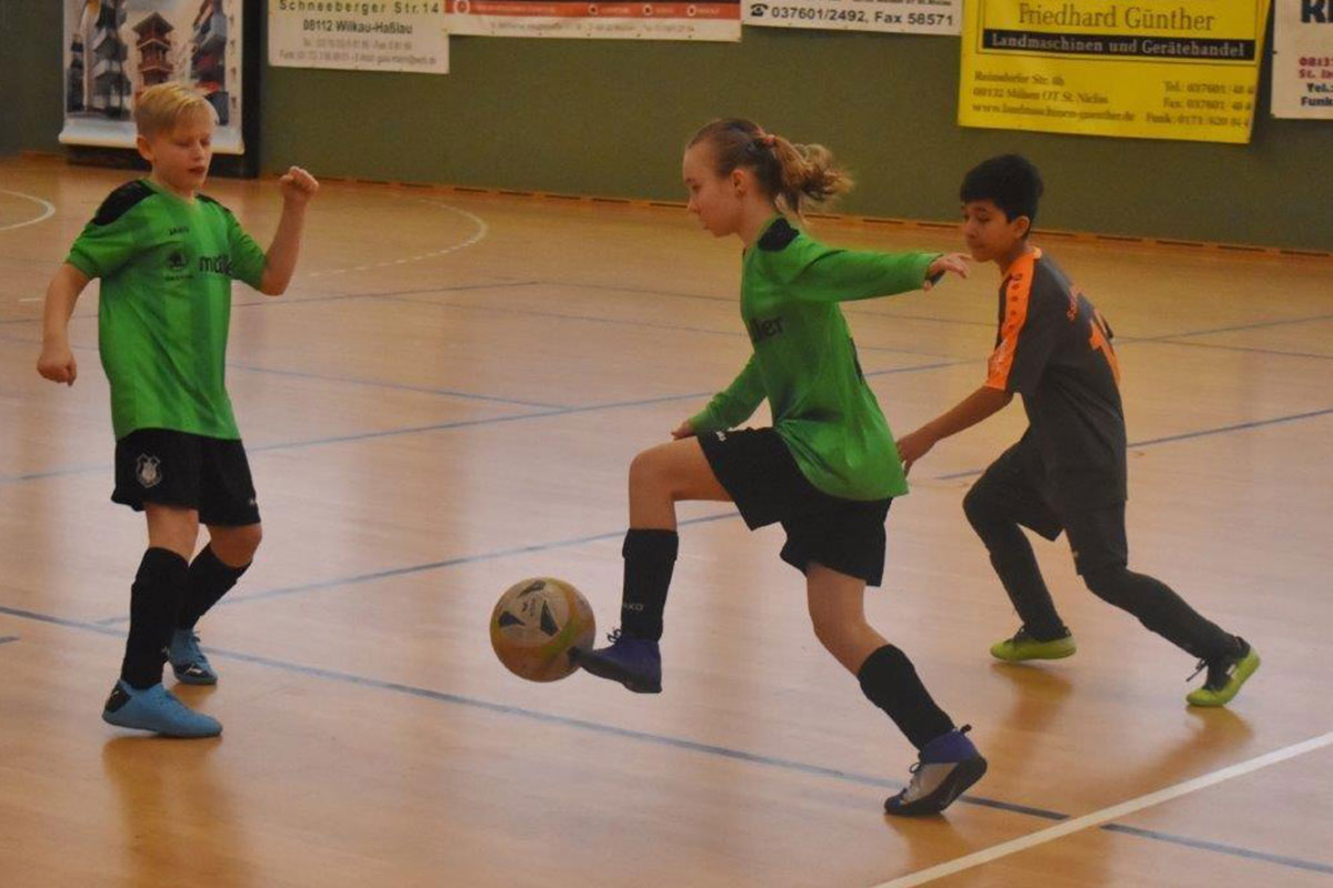 SV Mülsen St. Niclas e.V. – Schwalbe unterstützt Fußballturnier Foto1